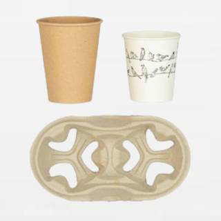 Pappersmuggar och mugghållare