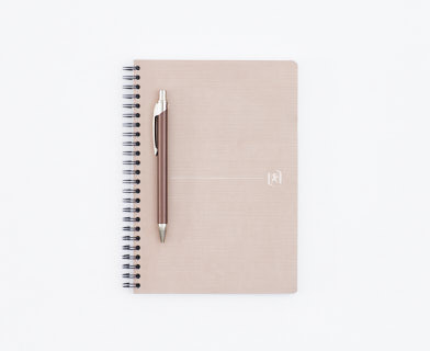 Anteckningsbok med penna