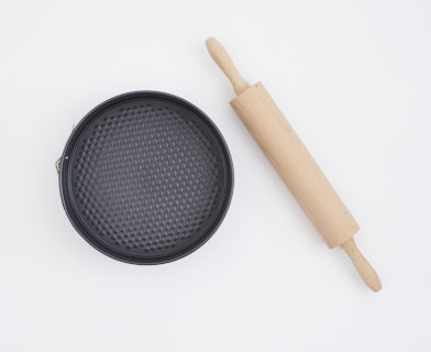 Springform och kavel i trä