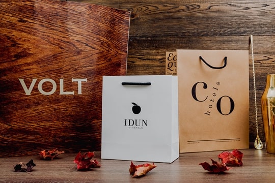 Profiltrycka papperspåsar