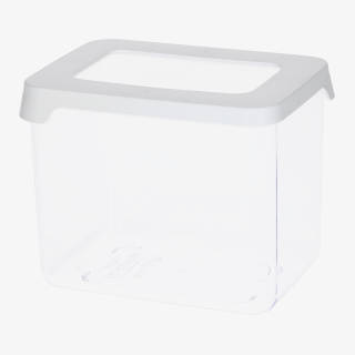 Plastic containers