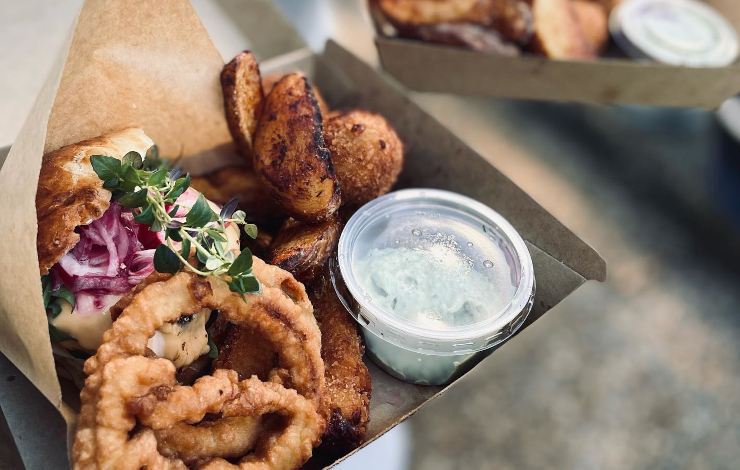 Take away box och dressingbägare med lock