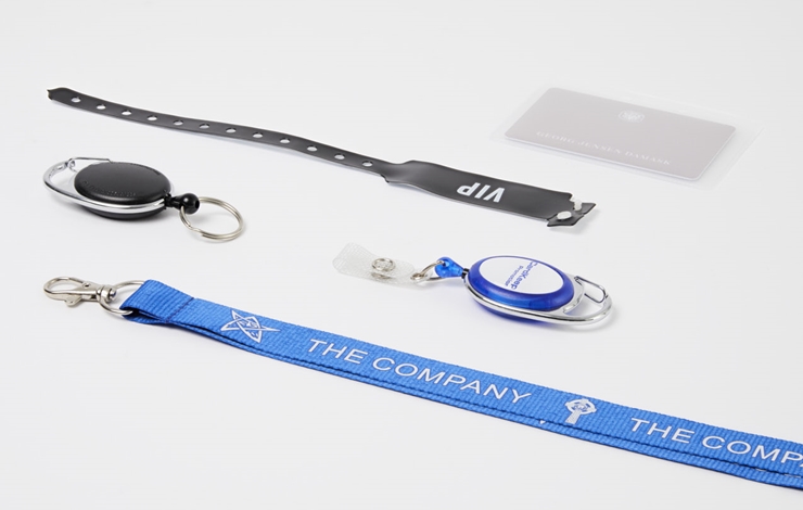 Profiltryckta nyckelringar och logoband för städbolag