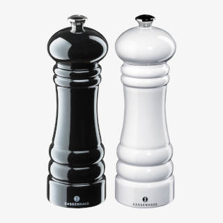 Salt and Pepper Mills