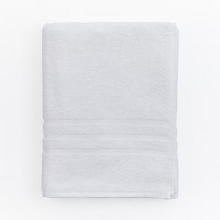 Tekstiler hotell: Hvit handduk.