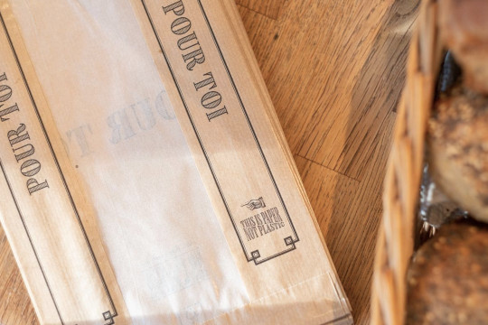 Brödpåse med fönster