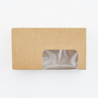 Brun bakelseform med fönster