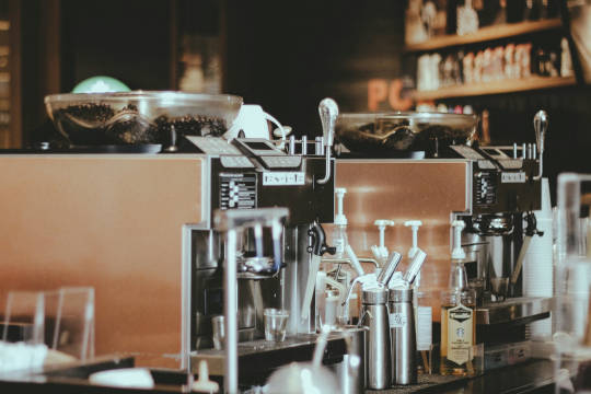 Kök- och barutrustning